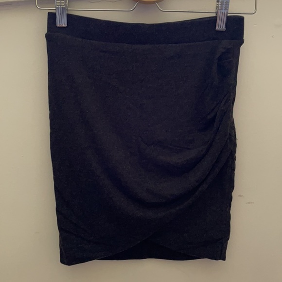 Zara mini skirt - Picture 2 of 3